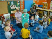 Spotkanie przedszkolaków z pielęgniarką