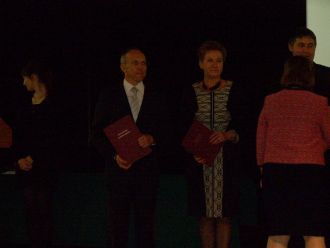 Nagroda kuratora dla wyrzyskiego nauczyciela