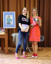 Eliza Piotrowska i „Ciocia Jadzia” w Bibliotece Publicznej w Wyrzysku (8)