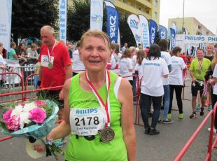 Nagroda za bieg teściowe z zięciem podczas Półmaratonu Philipsa (7)
